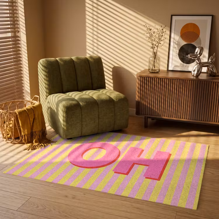 Tekst - Strepen - Roze Vloerkleed Rechthoek klein -atmosphere_sfeer1_global