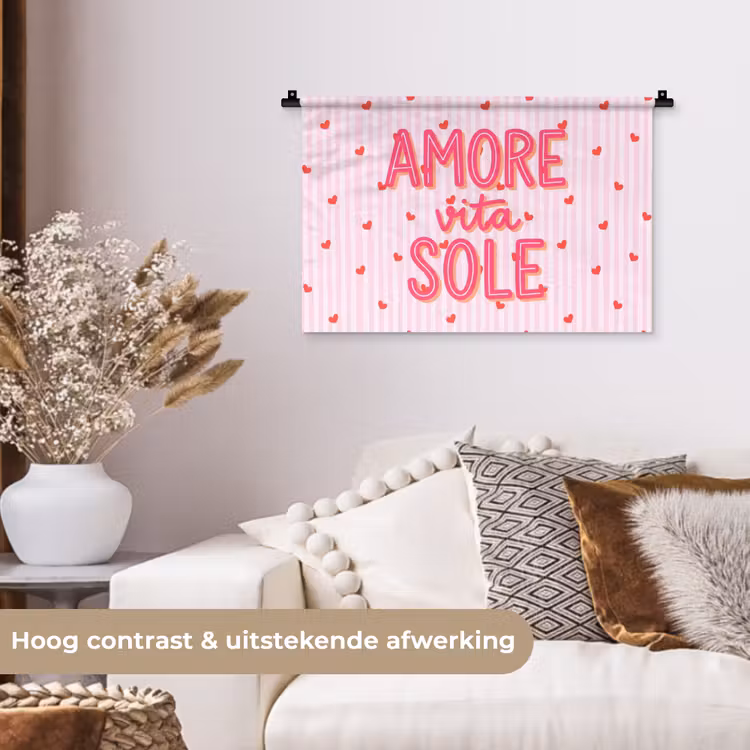 Amore vita sole - Roze - Hartjes Wandkleed katoen klein -sfeer1