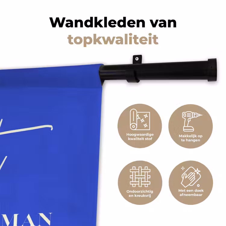Blauw - I am that woman - Sierlijk - Minimalistisch Wandkleed katoen klein -sfeer2