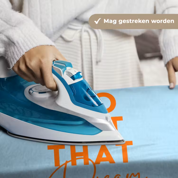 Blauw - Oranje - Tekst Wandkleed katoen klein -sfeer9