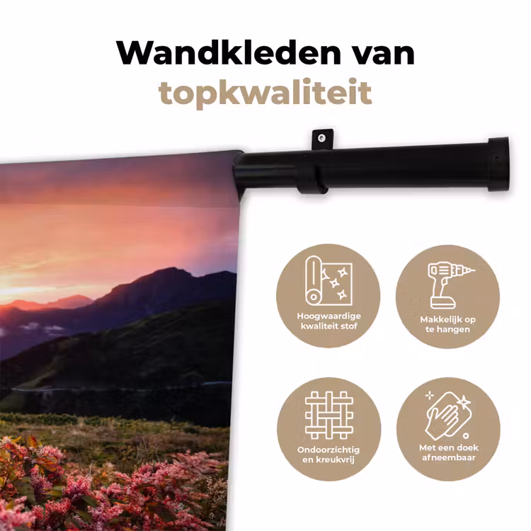 Bloemen - Bergen - Landschap - Nacht - Lucht - Roze Wandkleed katoen klein -sfeer2