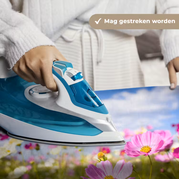 Bloemen - Wei - Paars - Gras - Wit - Wolken - Blauw Wandkleed katoen klein -sfeer9