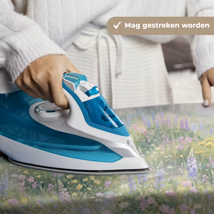 Bloemenveld - Heuvels - Kleurrijk Wandkleed katoen klein -sfeer9