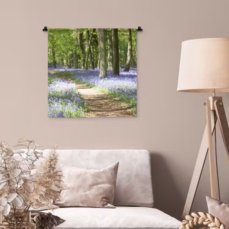 Bos - Pad - Bloemen - Paars - Groen - Natuur Wandkleed katoen klein -sfeer4
