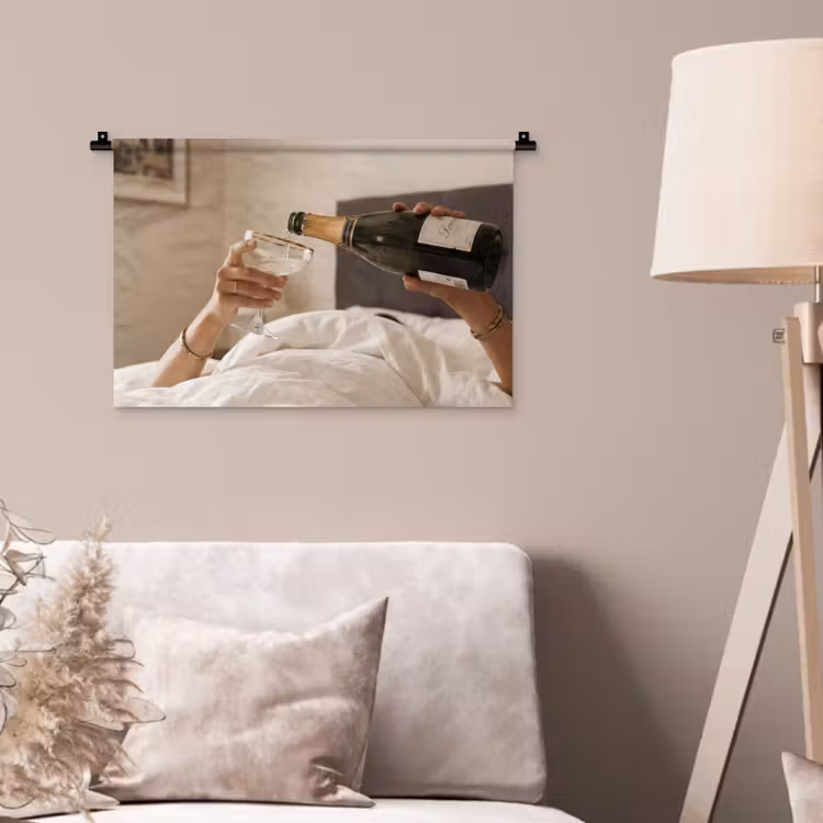 Champagne - Bed - Bubbels Wandkleed katoen klein -sfeer4