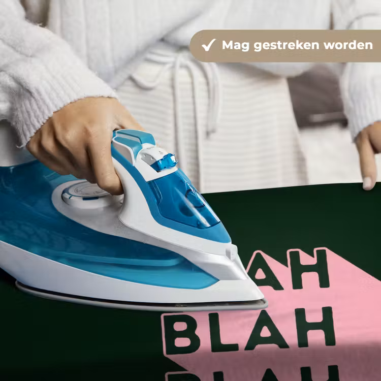 Donkergroen - Tekst - Schaduw - Grafisch Wandkleed katoen klein -sfeer9