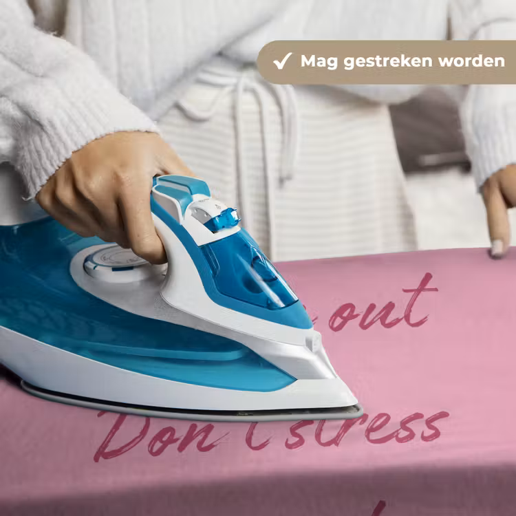 Eat me out don't stress me out - Roze - Handgeschreven Wandkleed katoen klein -sfeer9