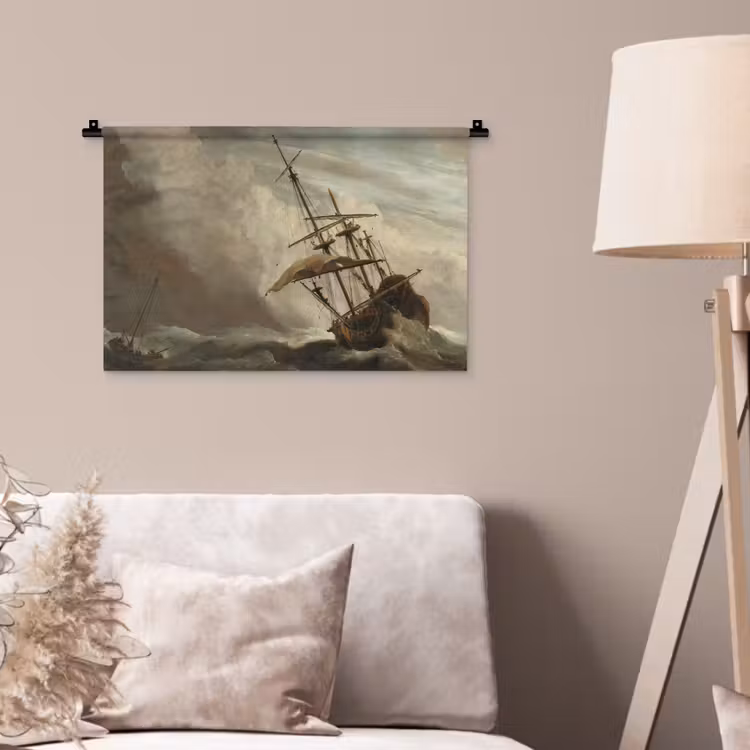 Een schip in volle zee bij vliegende storm - Schilderij van Willem van de Velde Wandkleed katoen klein -sfeer4