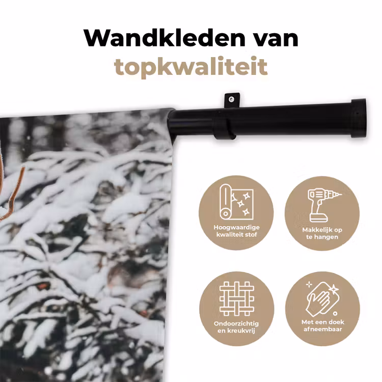 Hert - Sneeuw - Winter - Bos - Dieren Wandkleed katoen klein -sfeer2