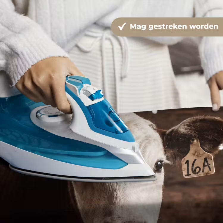 Kalf - Oormerk - Houten stal Wandkleed katoen klein -sfeer9