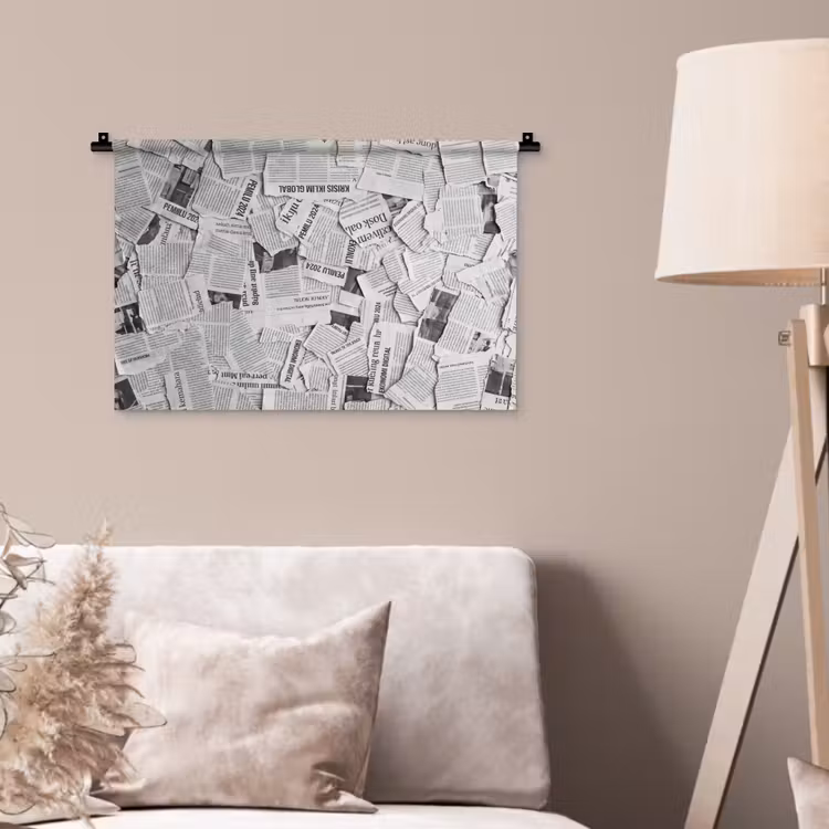 Krant - Versnipperd - Textuur - Zwart-wit - Abstract Wandkleed katoen klein -sfeer4