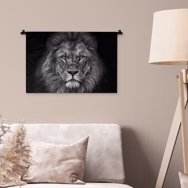 Leeuw - Dieren - Zwart - Wit Wandkleed katoen klein -sfeer4