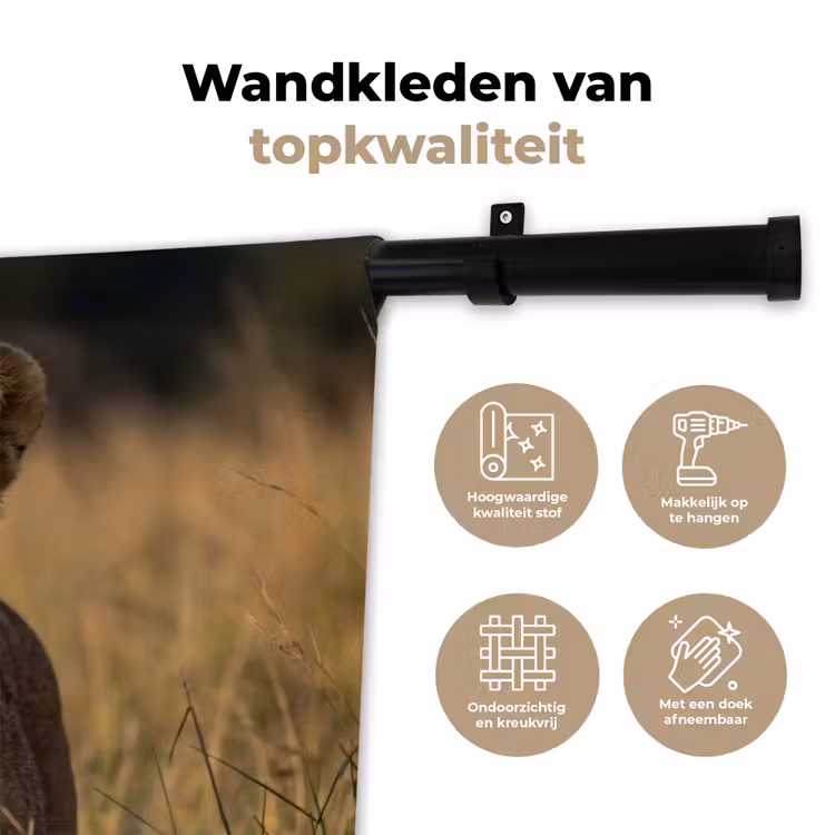 Leeuwin - Gras - Geel Wandkleed katoen klein -sfeer2