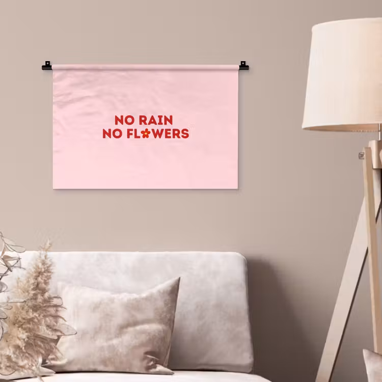 No rain no flowers - Minimalistisch - Roze - Bloem Wandkleed katoen klein -sfeer4