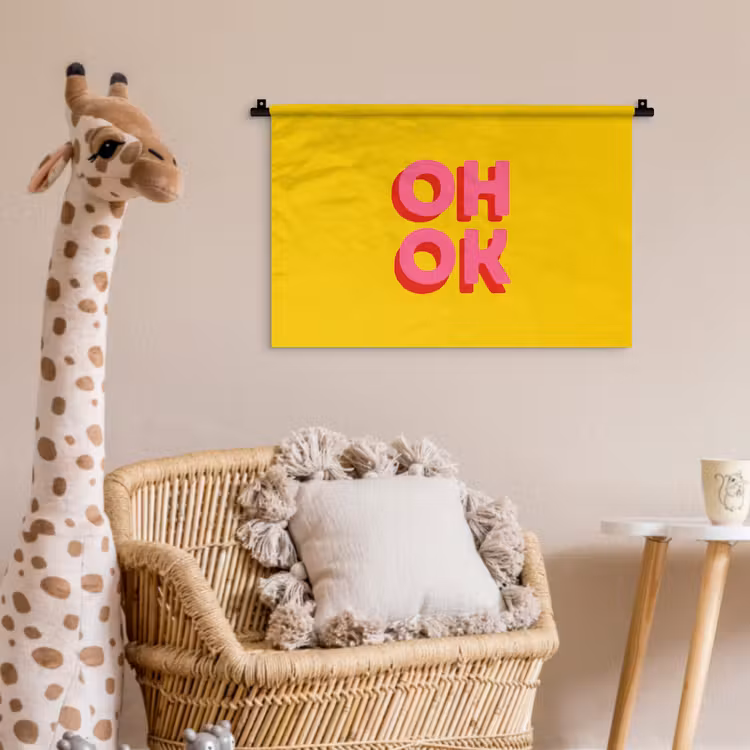 Oh ok - 3D - Geel - Roze Wandkleed katoen klein -wsfeer5_kind