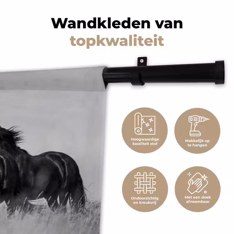 Paarden - Gras - Zwart - Wit Wandkleed katoen klein -sfeer2