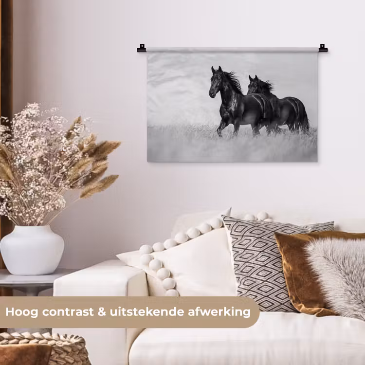Paarden - Gras - Zwart - Wit Wandkleed katoen klein -sfeer1