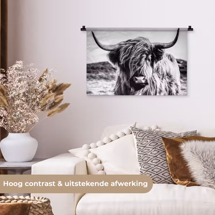 Schotse hooglander - Natuur - Koe - Zwart - Wit Wandkleed katoen klein -sfeer1