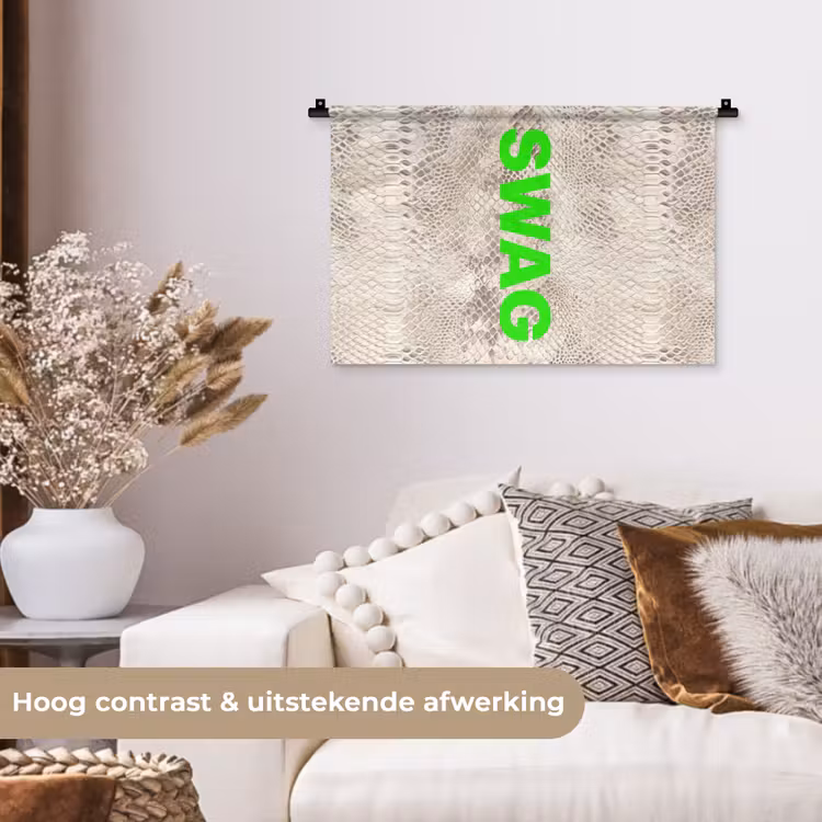 Slangenprint - SWAG - Neon - Groen Wandkleed katoen klein -sfeer1