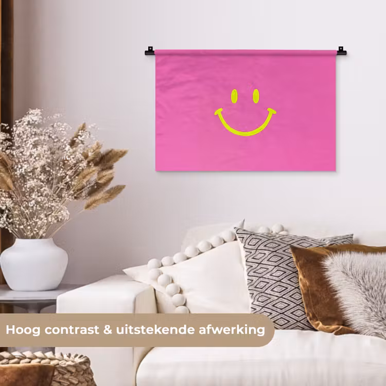 Smiley - Vrolijk - Roze Wandkleed katoen klein -sfeer1