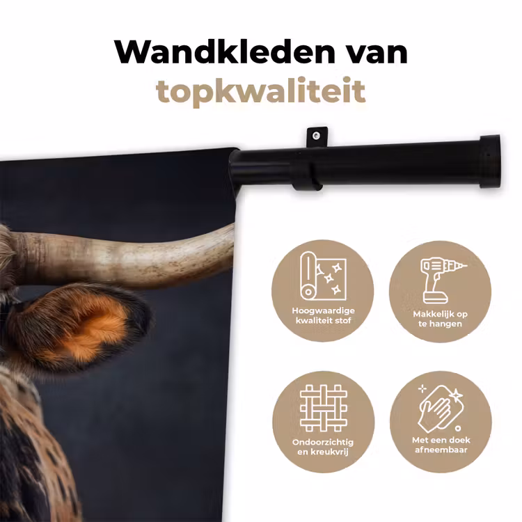 Stier - Kleurrijk - Hoorns Wandkleed katoen klein -sfeer2