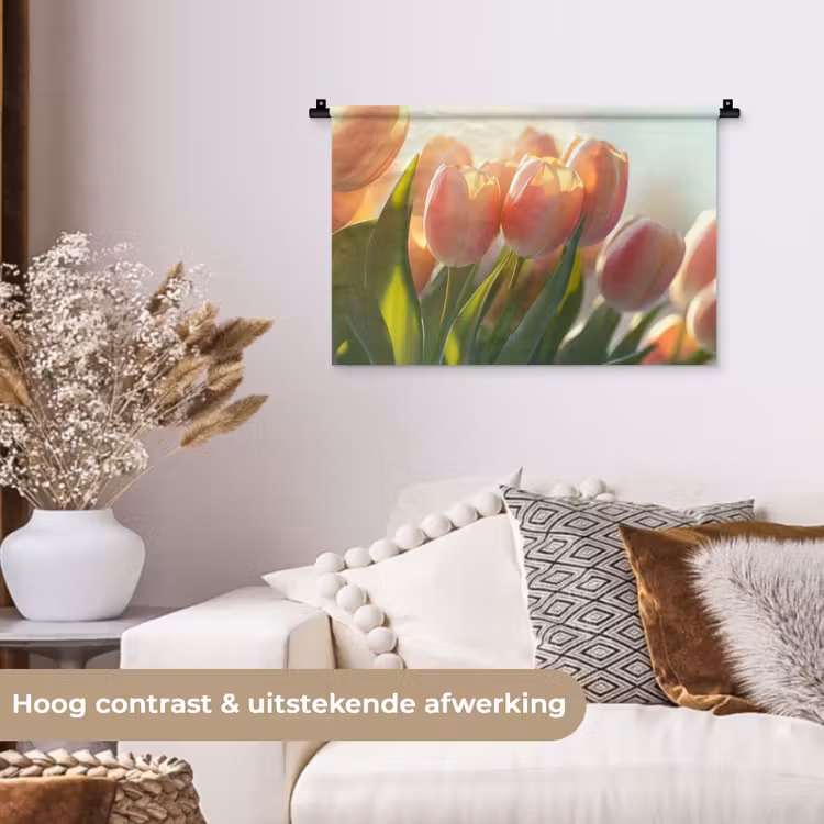 Tulpen - Roze - Zonnestralen Wandkleed katoen klein -sfeer1