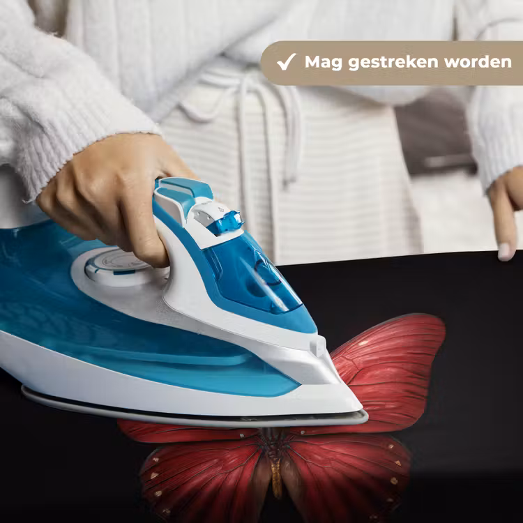Vlinder - Rood - Minimalistisch Wandkleed katoen klein -sfeer9