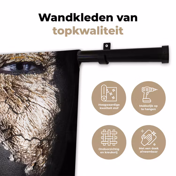 Vrouw - Goud - Zwart - Schmink - Luxe Wandkleed katoen klein -sfeer2