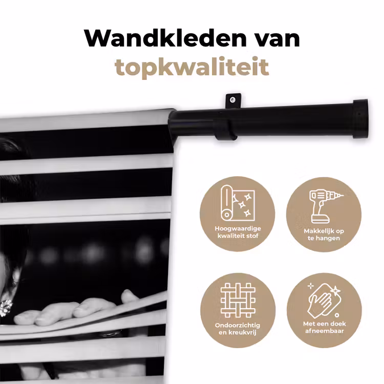 Vrouw - Jaloezieën - Portret - Zwart-wit Wandkleed katoen klein -sfeer2