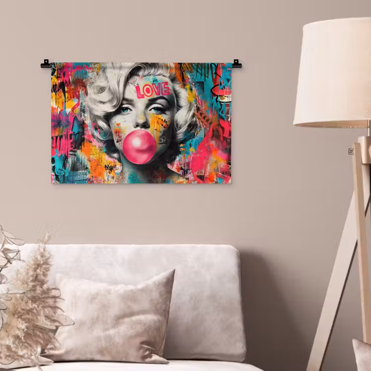 Vrouw - Kauwgom - Graffiti - Neonkleuren Wandkleed katoen klein -sfeer4
