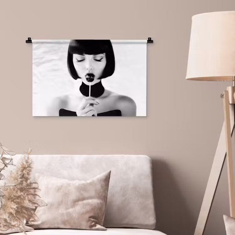 Vrouw - Lolly - Zwart - Wit Wandkleed katoen klein -sfeer4