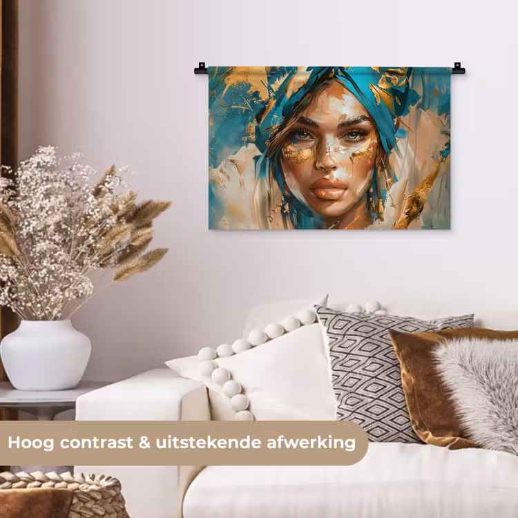 Vrouw - Portret - Goud - Luxe - Blauw Wandkleed katoen klein -sfeer1