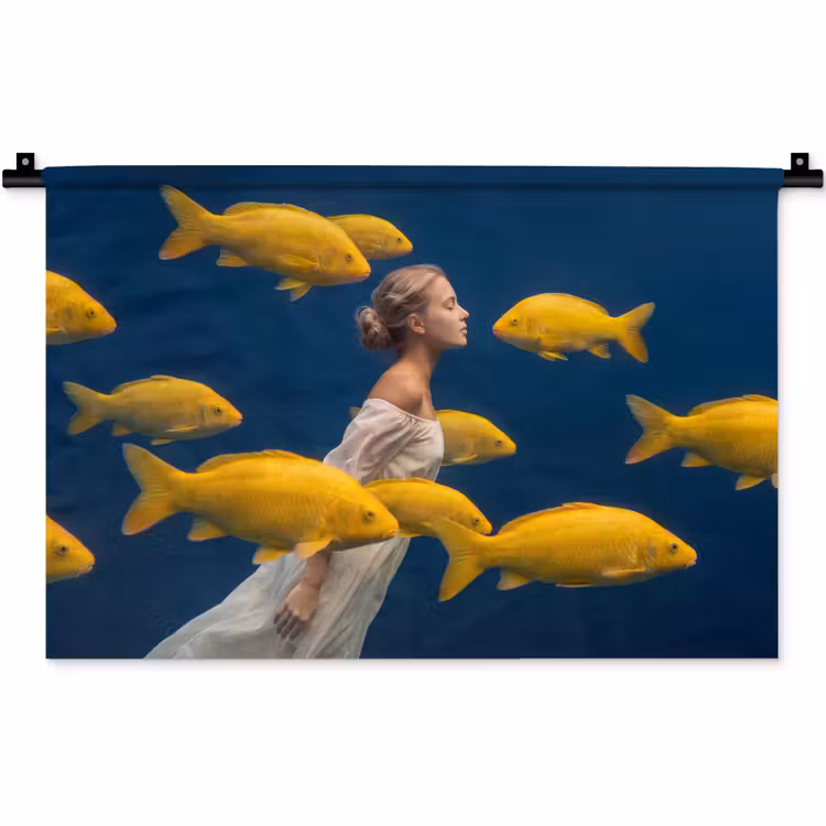 Vrouw - Vis - Water - Natuur - Geel Wandkleed katoen klein -zz3d