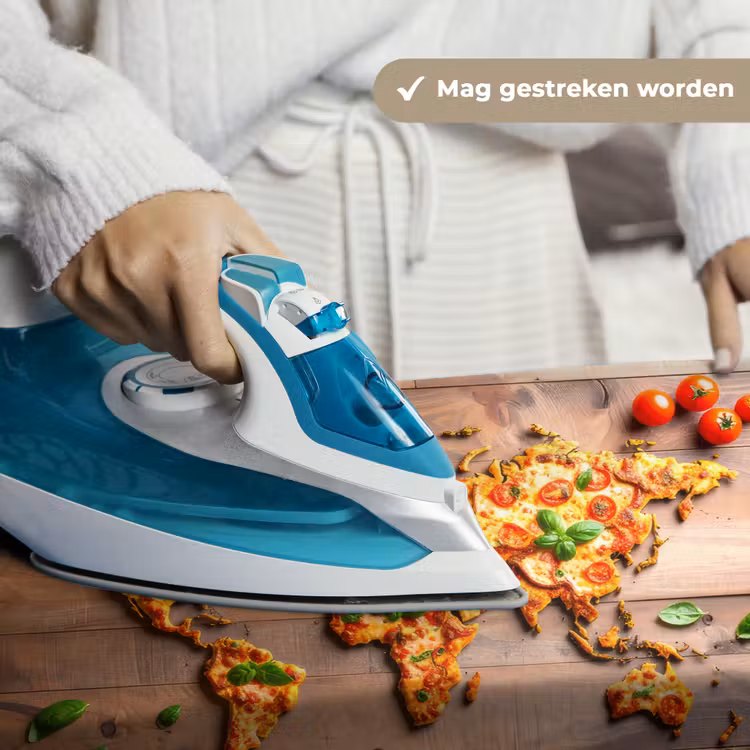 Wereldkaart - Pizza - Houten ondergrond Wandkleed katoen klein -sfeer9
