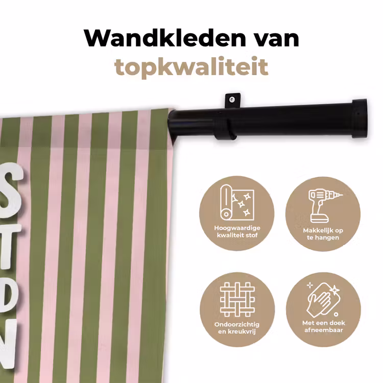 What's the best that could happen - Strepen - Groen - Roze Wandkleed katoen klein -sfeer2