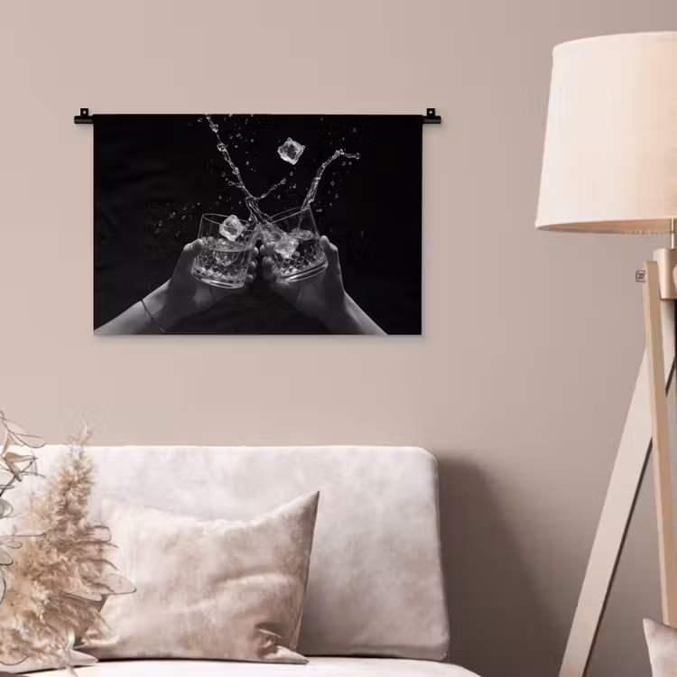 Whiskyglazen - Ijs - Spetters - Zwart Wandkleed katoen klein -sfeer4