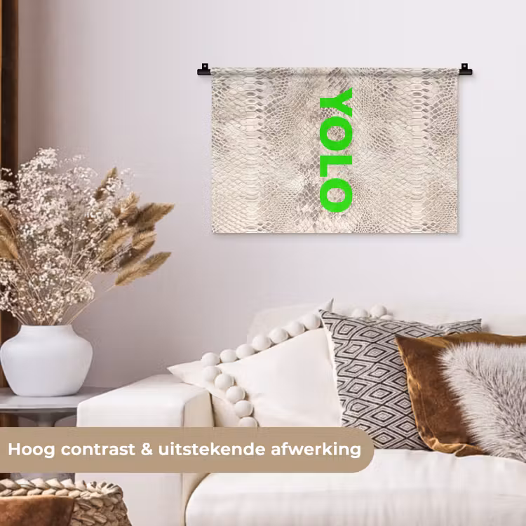YOLO - Groen - Neon - Slangenprnt Wandkleed katoen klein -sfeer1