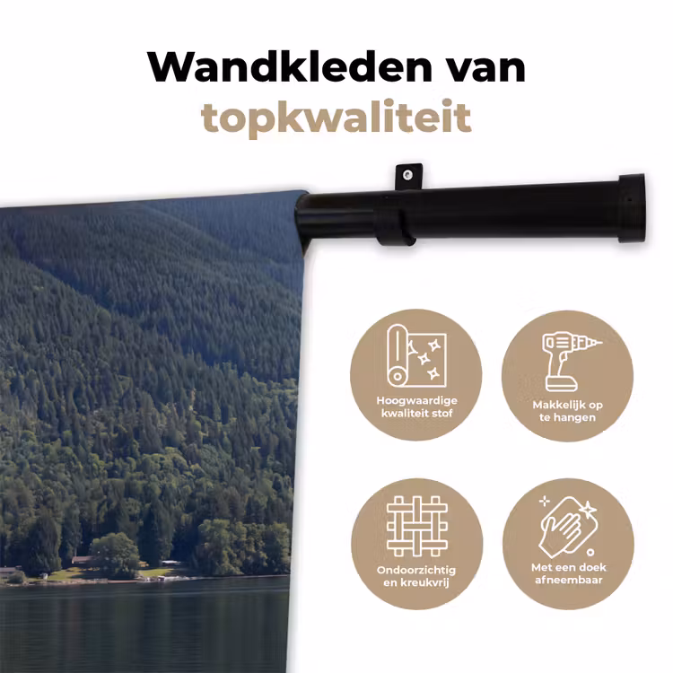 Zeilboot - Water - Bergen - Natuur - Groen Wandkleed katoen klein -sfeer2