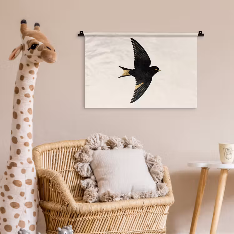 Zwarte zwaluw - Gouden accenten - Lichte achtergrond Wandkleed katoen klein -wsfeer5_kind