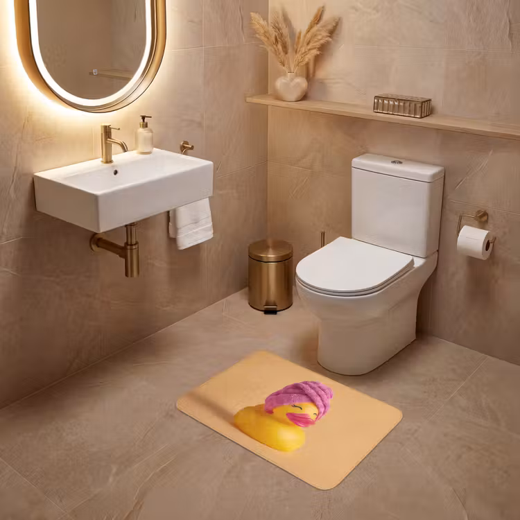 Badeend - Handdoek - Kleurrijk WCmat klein -sfeer3