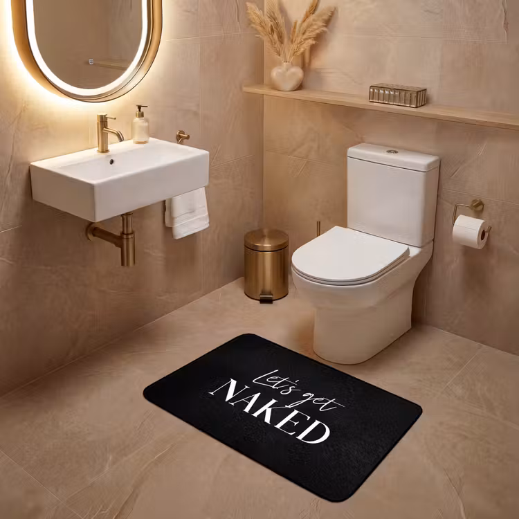 Quotes - Let's get naked - Zwart - Spreuk WCmat klein -sfeer3