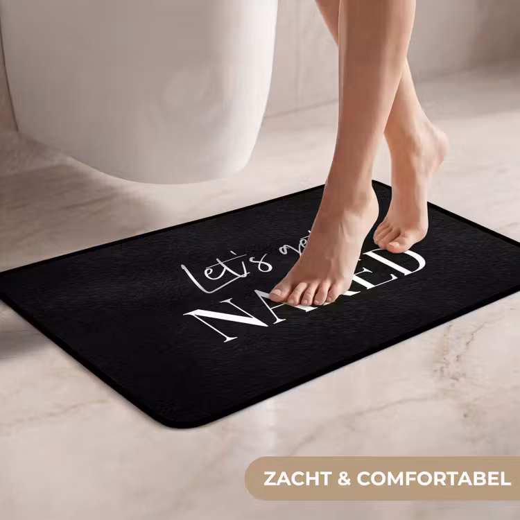 Quotes - Let's get naked - Zwart - Spreuk WCmat klein -USP_ZachtNL