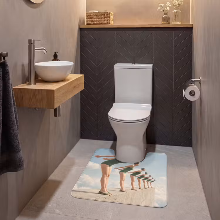 WC Mat - Vrouwen - Duikhouding - Wolken - Vrouwen - Duikhouding - Wolken WCmat U-uitsnede middel