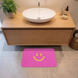 Smiley - Vrolijk - Roze Badmat klein -sfeer1