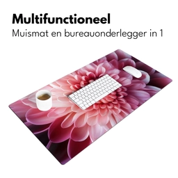 Dahlia - Bloem - Close up - Roze Muismat XXL klein -sfeer4