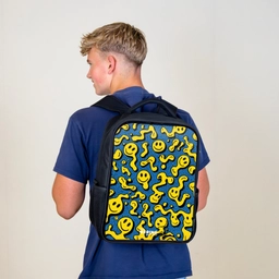 Smiley - Blauw - Geel Rugzak - Zwart middel -sfeer8