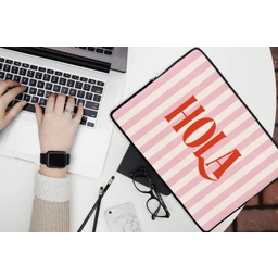 Hola - Quote -  Strepen - Pastel - Roze - Rood - Wit laptophoes neopreen klein -bureau