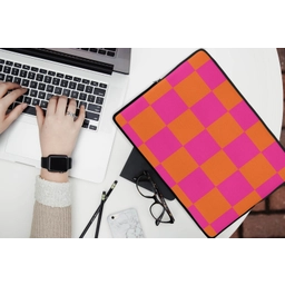 Schaakbord print - Oranje - Roze - Blokjes laptophoes neopreen klein -bureau