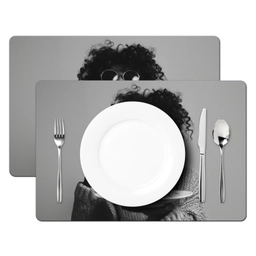 Vrouw - Pasta - Zwart - Wit Placemat vinyl groot -zzsfeer2_Kitchenyeah-website