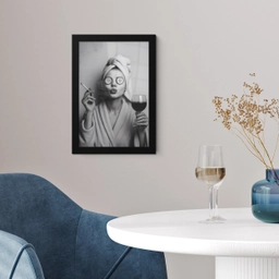Vrouw - Masker - Wijn - Sigaret fotolijst zwart zonder passe partout klein -sfeer4